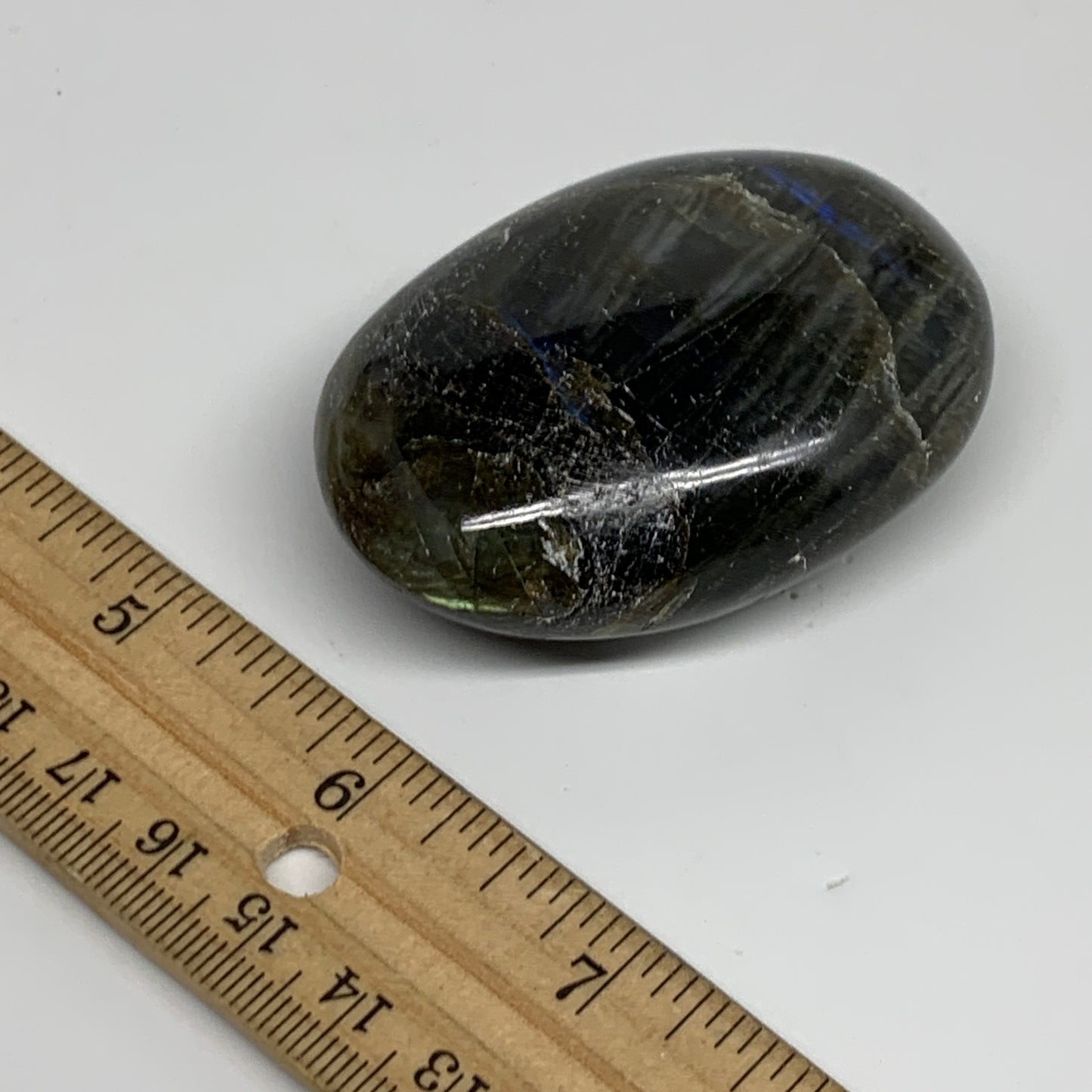 99.9g, 2.4"x1.7"x0.9", Natural Labradorite Palm-stone Tumbled Reiki, B35385
