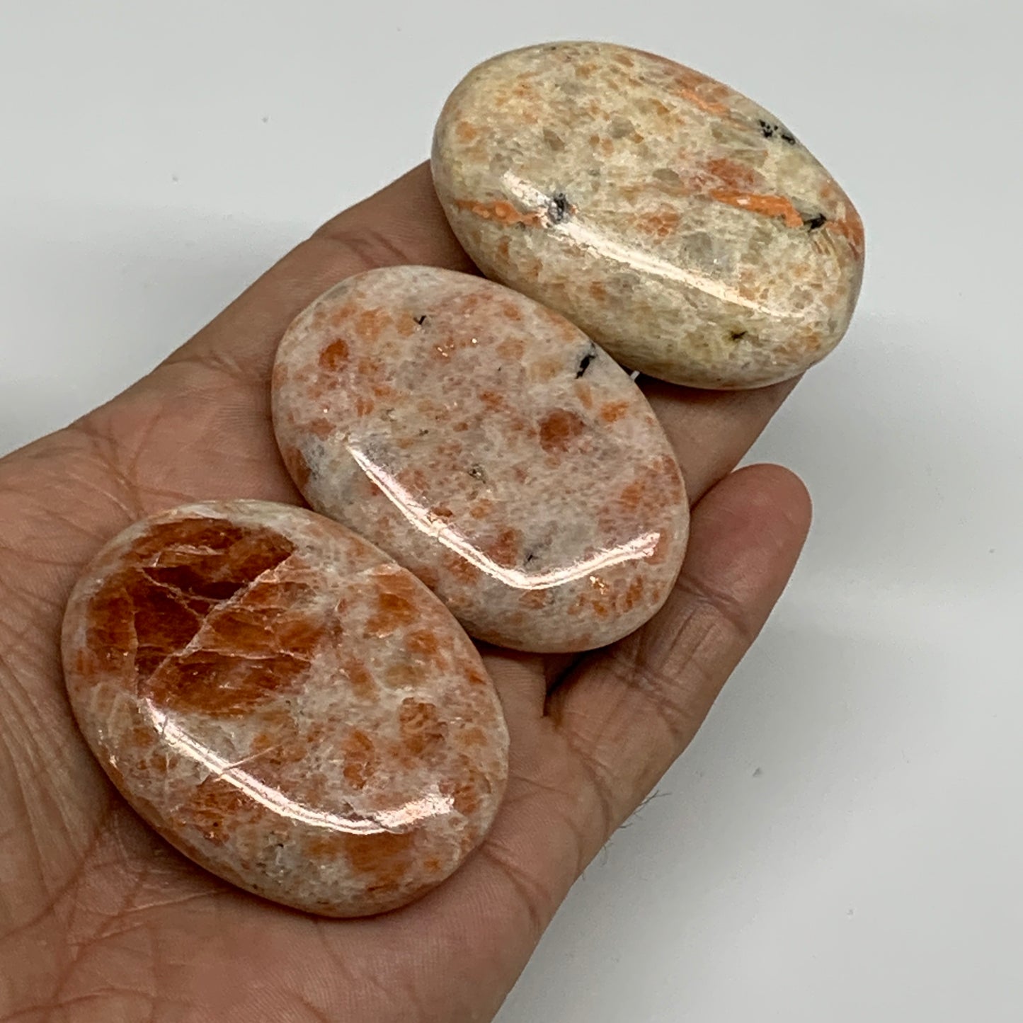 163.9g, 2"-2.1", 3pcs, Natural Sunstone Palm-Stone Polished from India, B34610