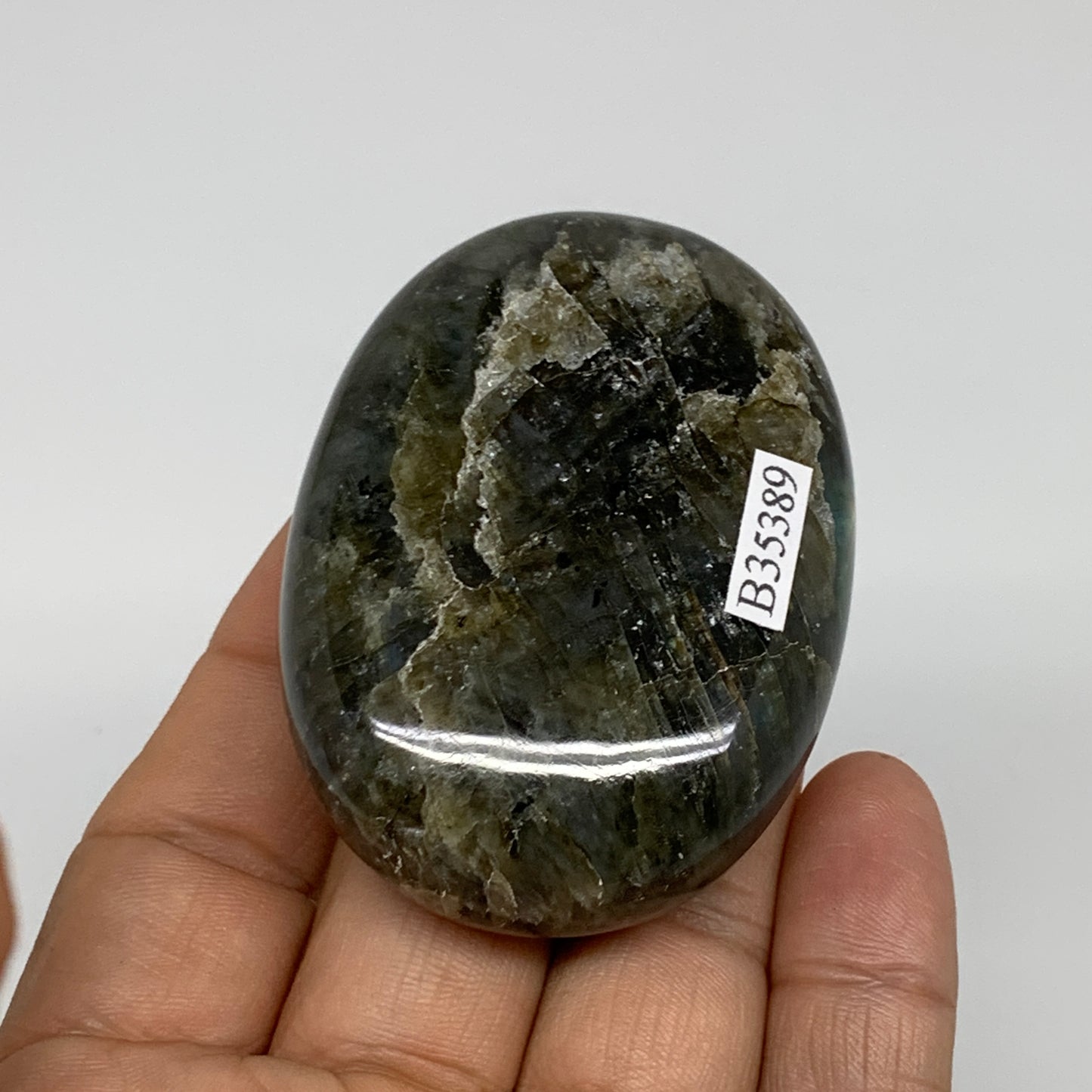 99.9g, 2.5"x1.8"x0.8", Natural Labradorite Palm-stone Tumbled Reiki, B35389
