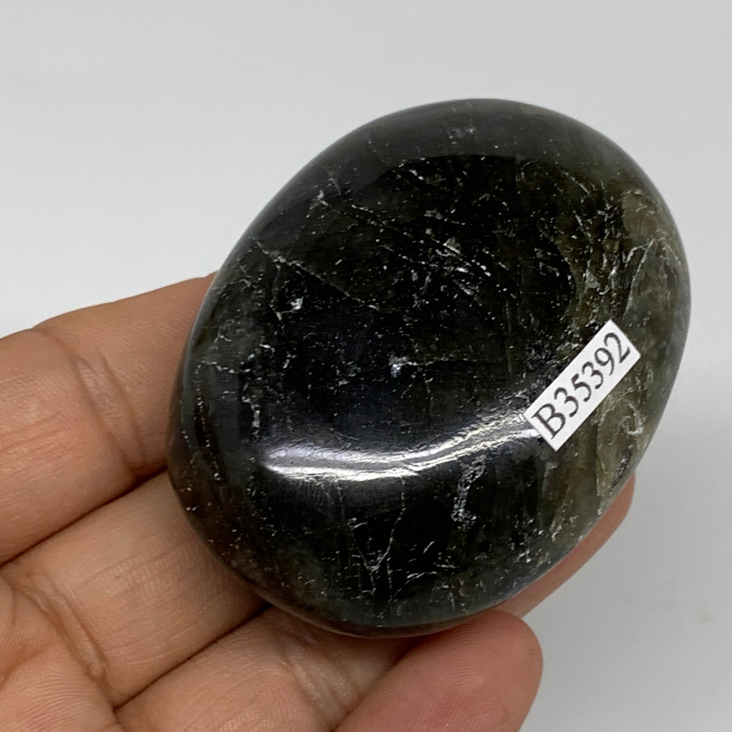 111.3g, 2.4"x1.8"x1", Natural Labradorite Palm-stone Tumbled Reiki, B35392