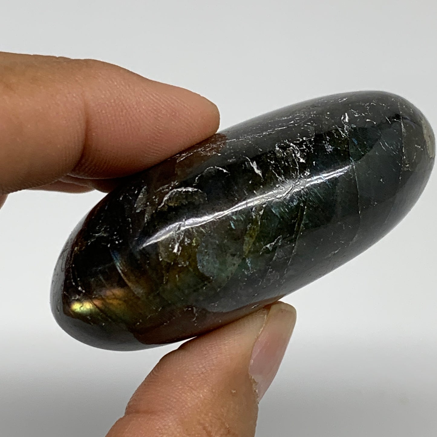 111.3g, 2.4"x1.8"x1", Natural Labradorite Palm-stone Tumbled Reiki, B35392