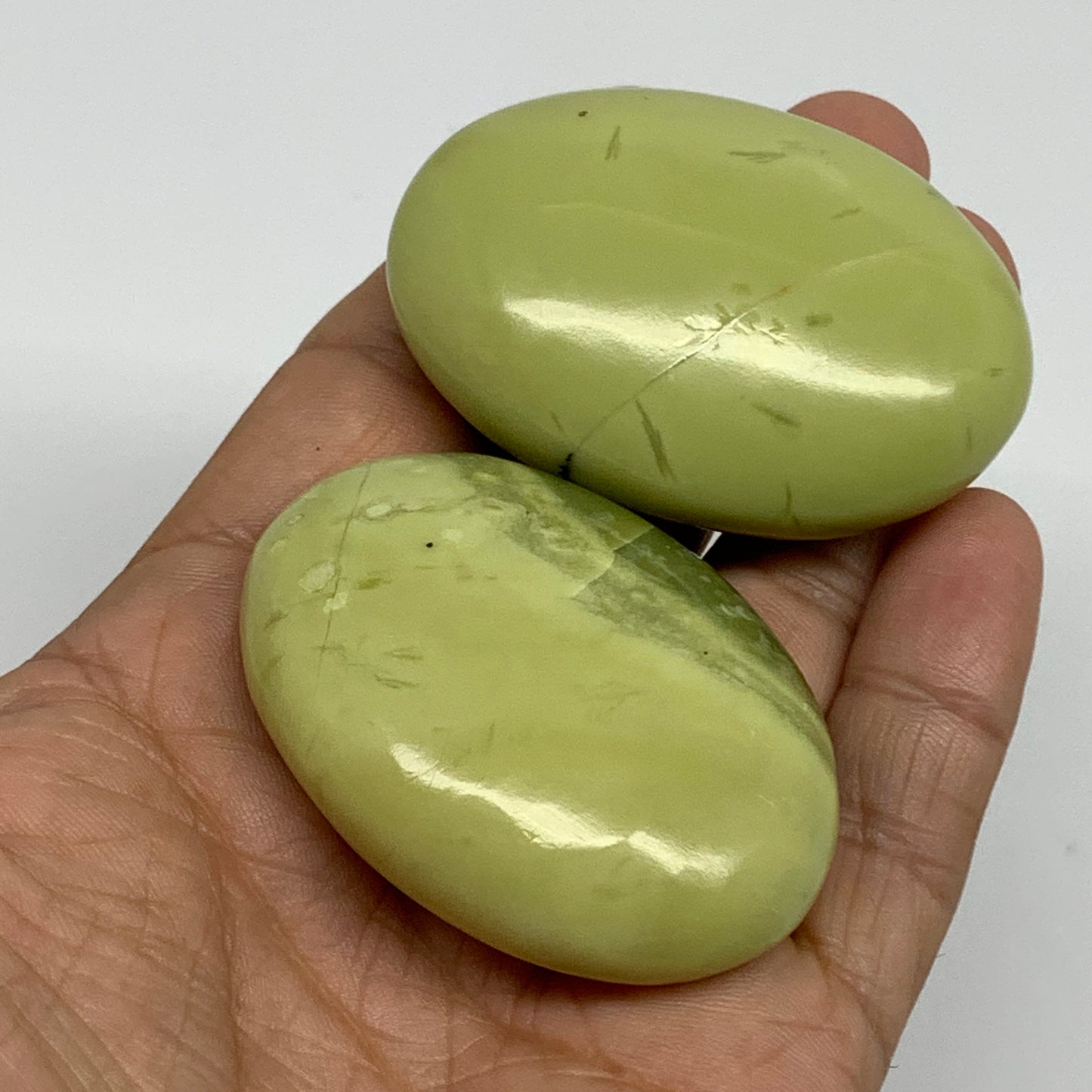 124.7g, 2.1"- 2.2", 2pcs, Natural Serpentine Palm-Stone Gemstone, B34615