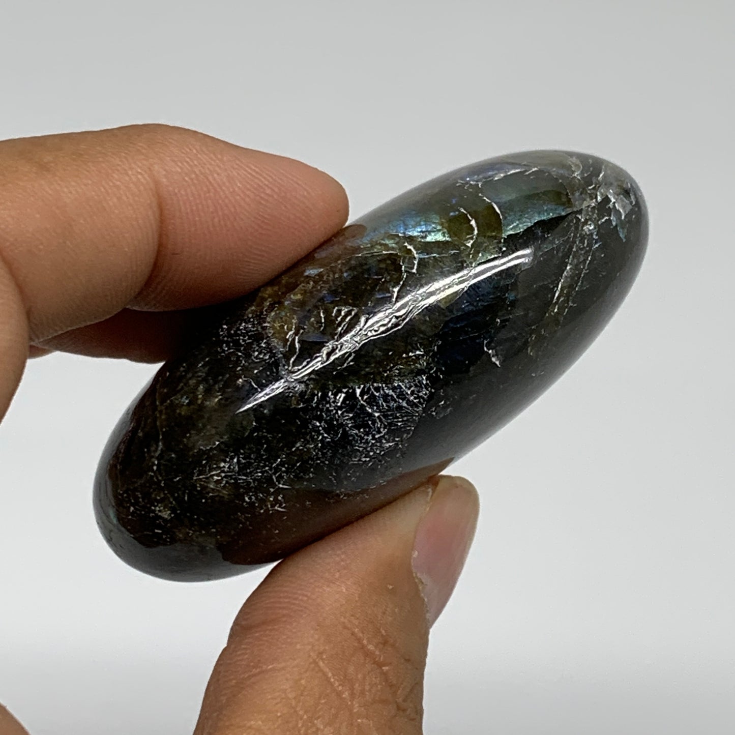 100g, 2.4"x1.8"x1", Labradorite Palm-stone Tumbled Reiki, B35394