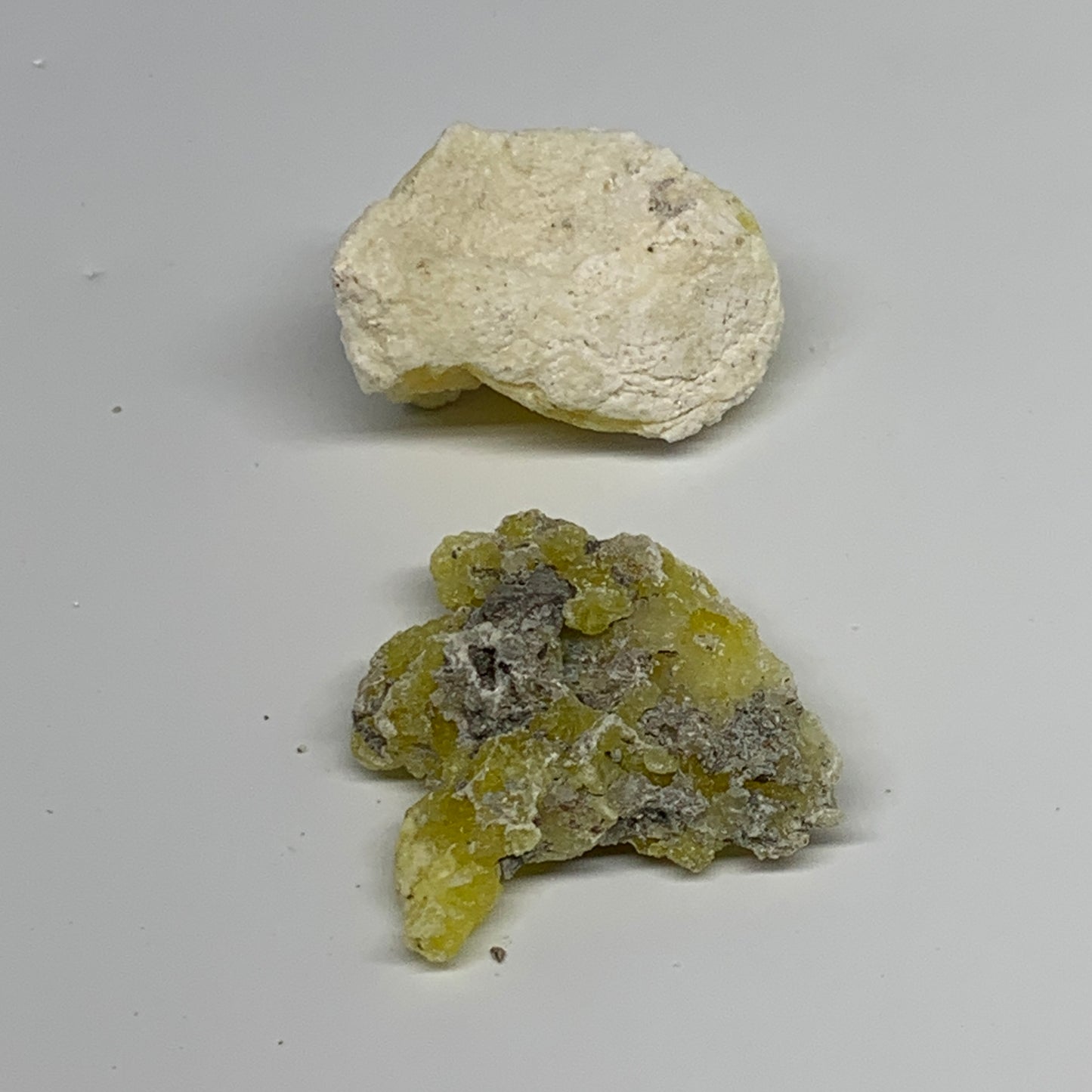 47.5g, 1.7"-1.8", 2pcs, Rough Brucite Crystal Mineral Specimens @Pakistan, B2737