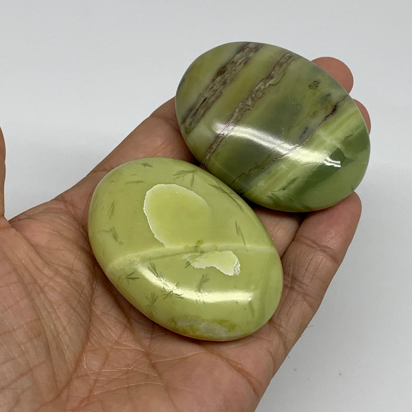 145.9g, 2.3"- 2.3", 2pcs, Natural Serpentine Palm-Stone Gemstone, B34621