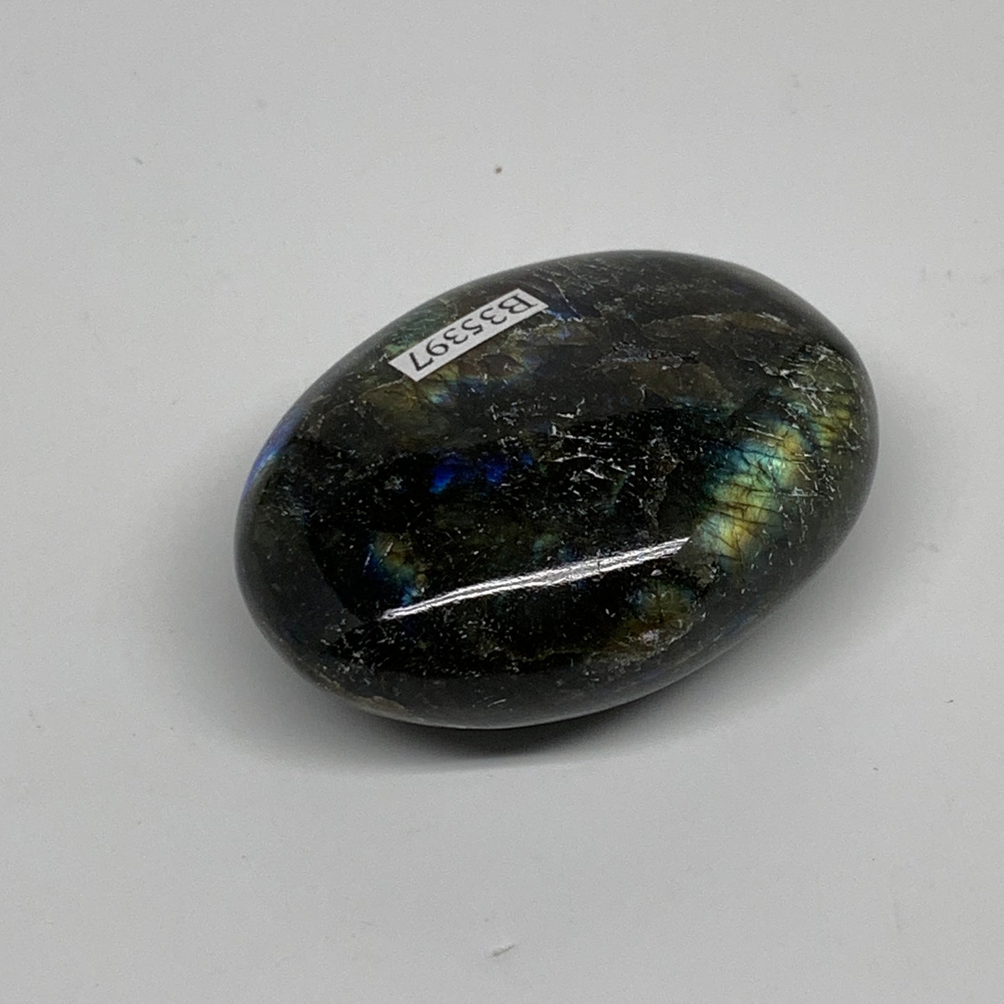 96.8g, 2.4"x1.7"x1", Labradorite Palm-stone Tumbled Reiki, B35397