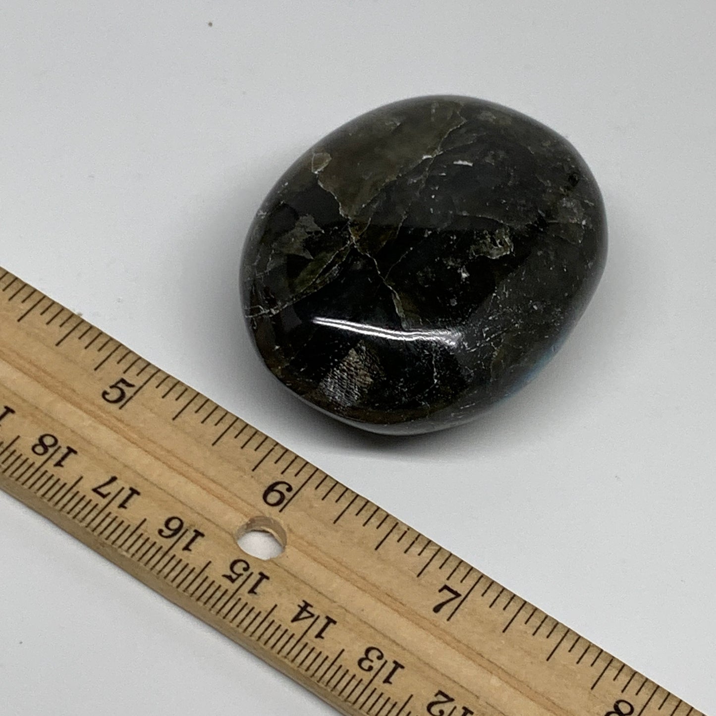103.3g, 2.3"x1.7"x1", Labradorite Palm-stone Tumbled Reiki, B35399)