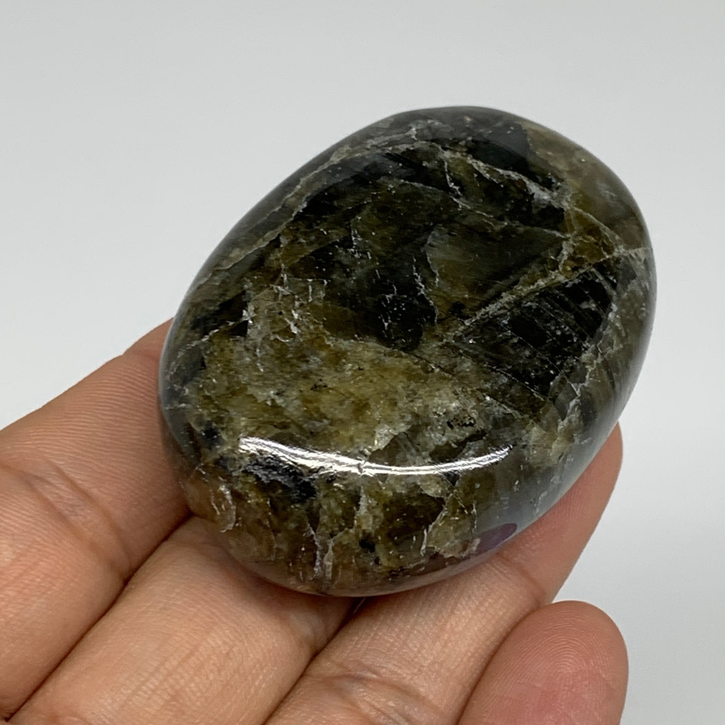 84.4g, 2.2"x1.6"x0.8", Labradorite Palm-stone Tumbled Reiki, B35401