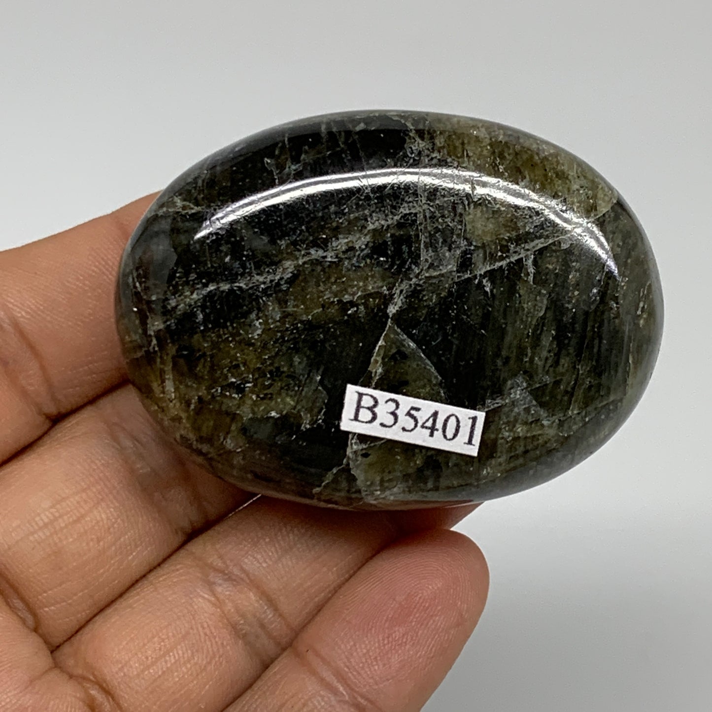 84.4g, 2.2"x1.6"x0.8", Labradorite Palm-stone Tumbled Reiki, B35401