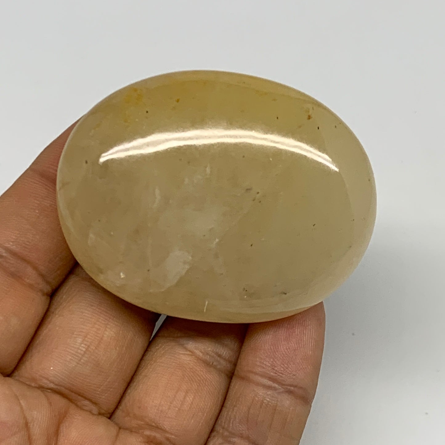 84.8g,2.2"x1.7"x0.9", Yellow Aventurine Palm-Stone Crystal Stone @India,B29723