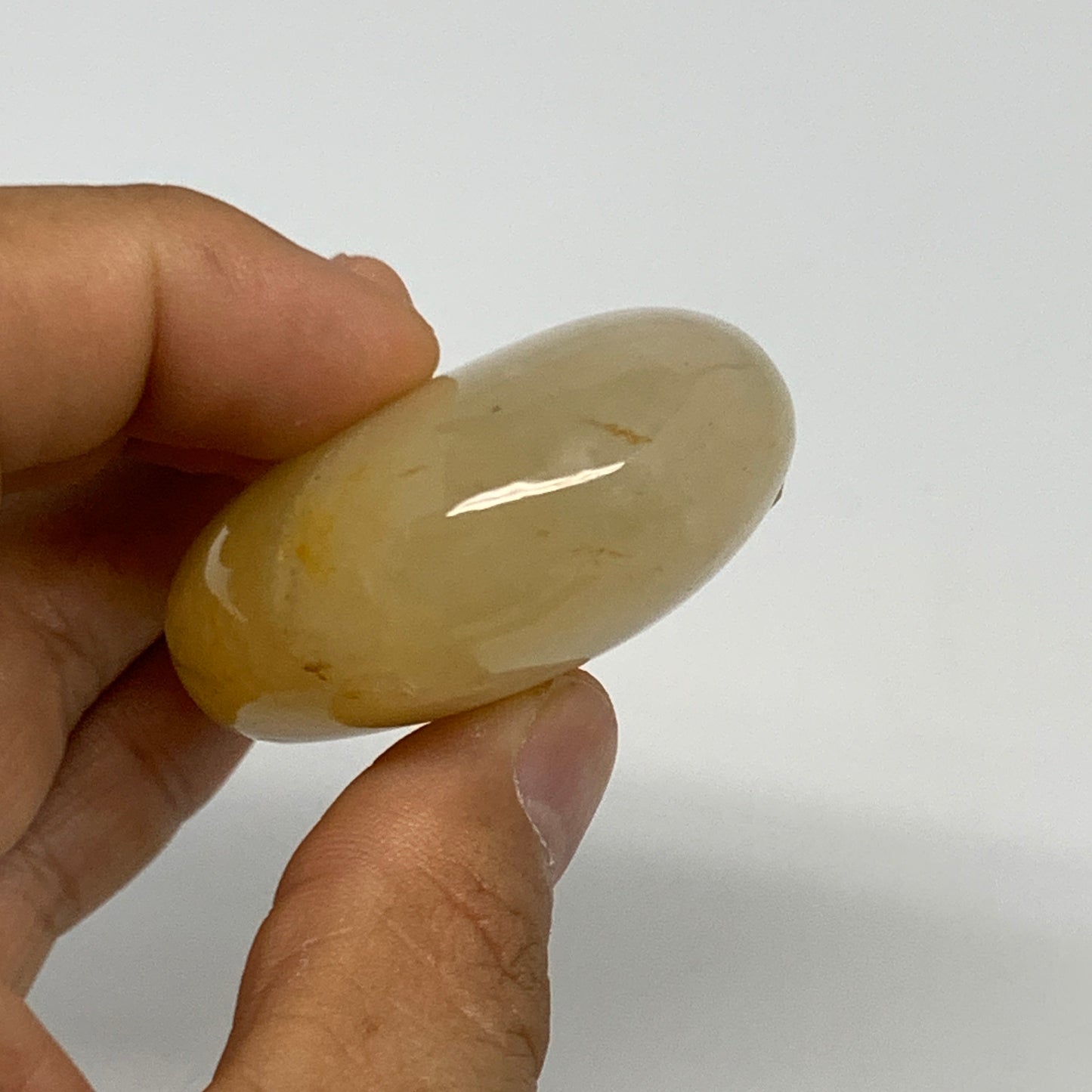 84.8g,2.2"x1.7"x0.9", Yellow Aventurine Palm-Stone Crystal Stone @India,B29723
