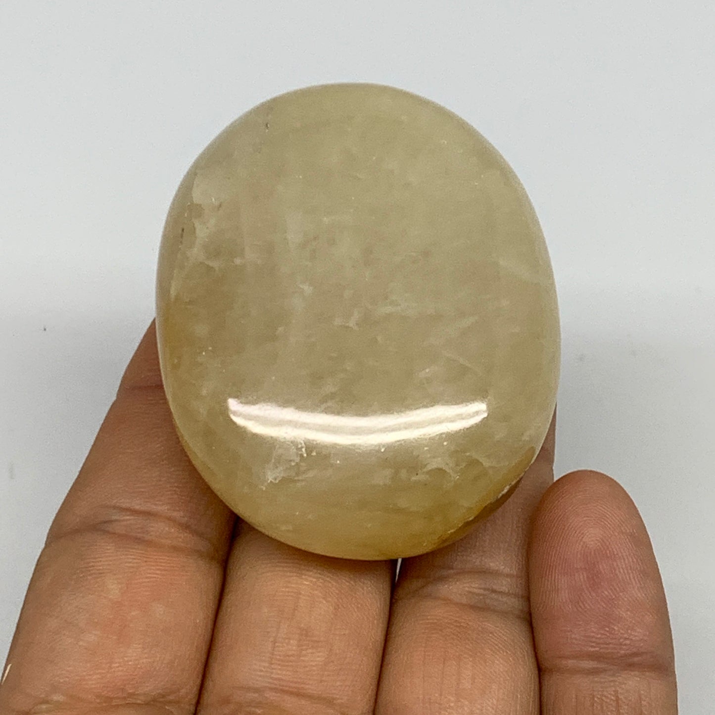 94g,2.2"x1.7"x1", Yellow Aventurine Palm-Stone Crystal Stone @India,B29725