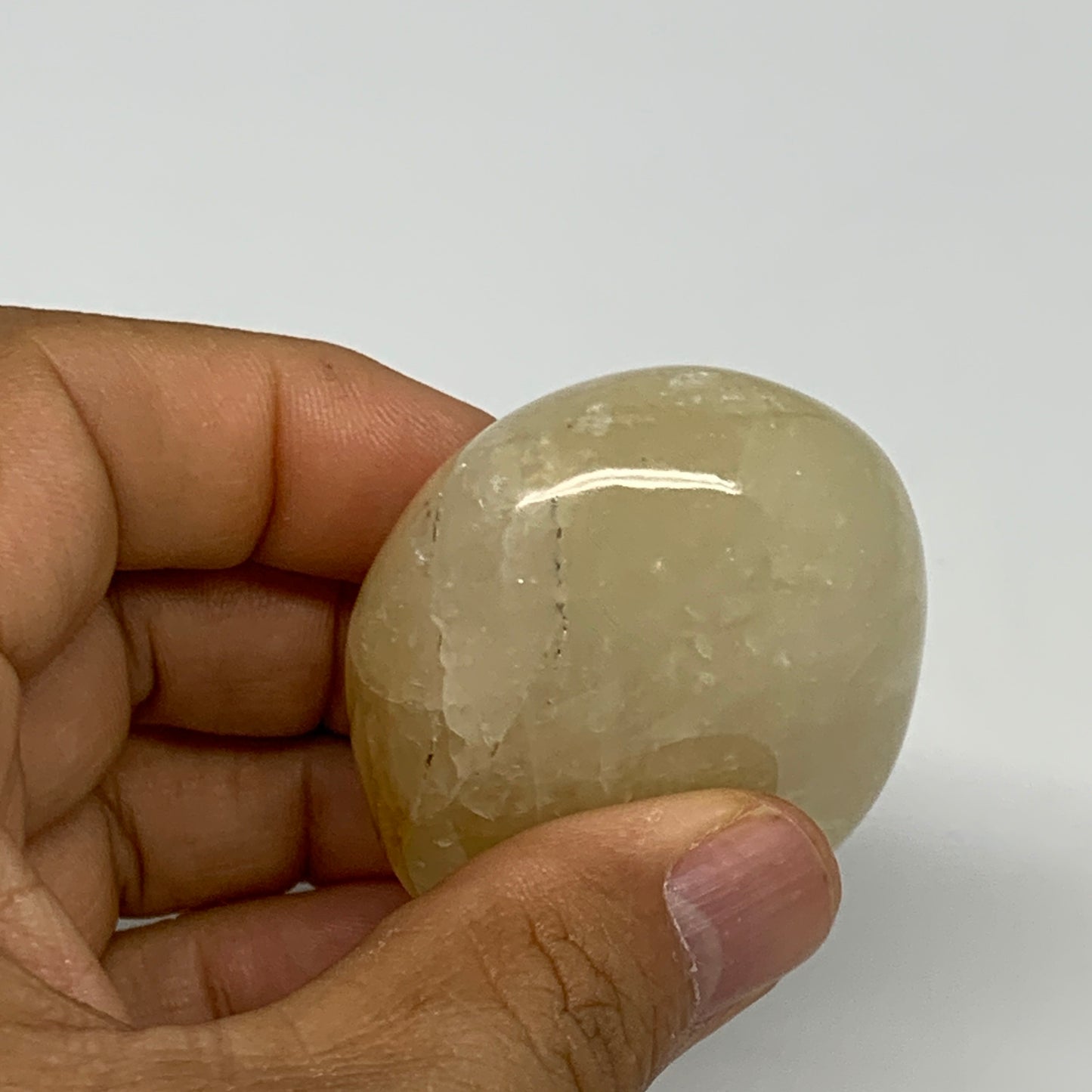 94g,2.2"x1.7"x1", Yellow Aventurine Palm-Stone Crystal Stone @India,B29725