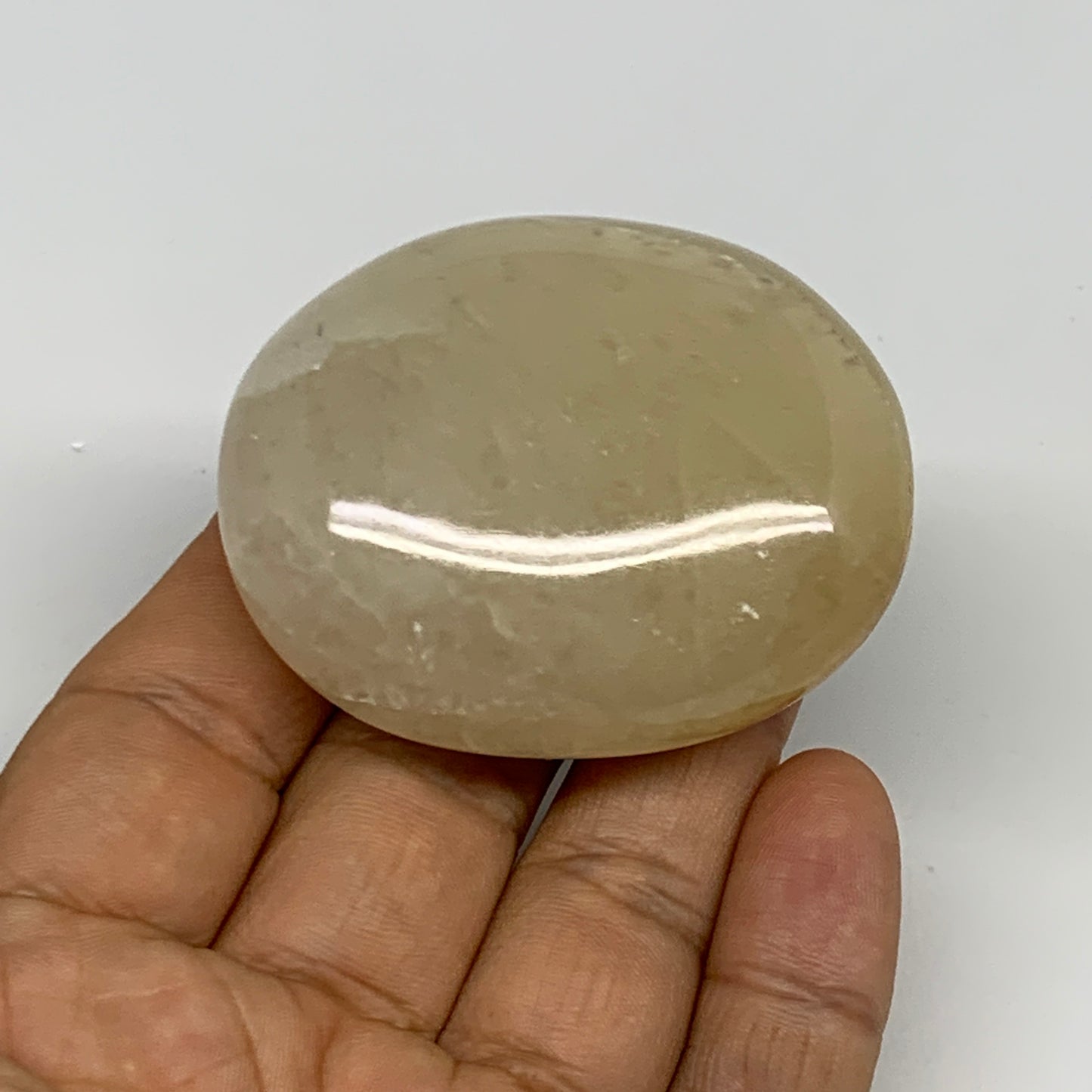 88g,2.2"x1.7"x0.9", Yellow Aventurine Palm-Stone Crystal Stone @India,B29726