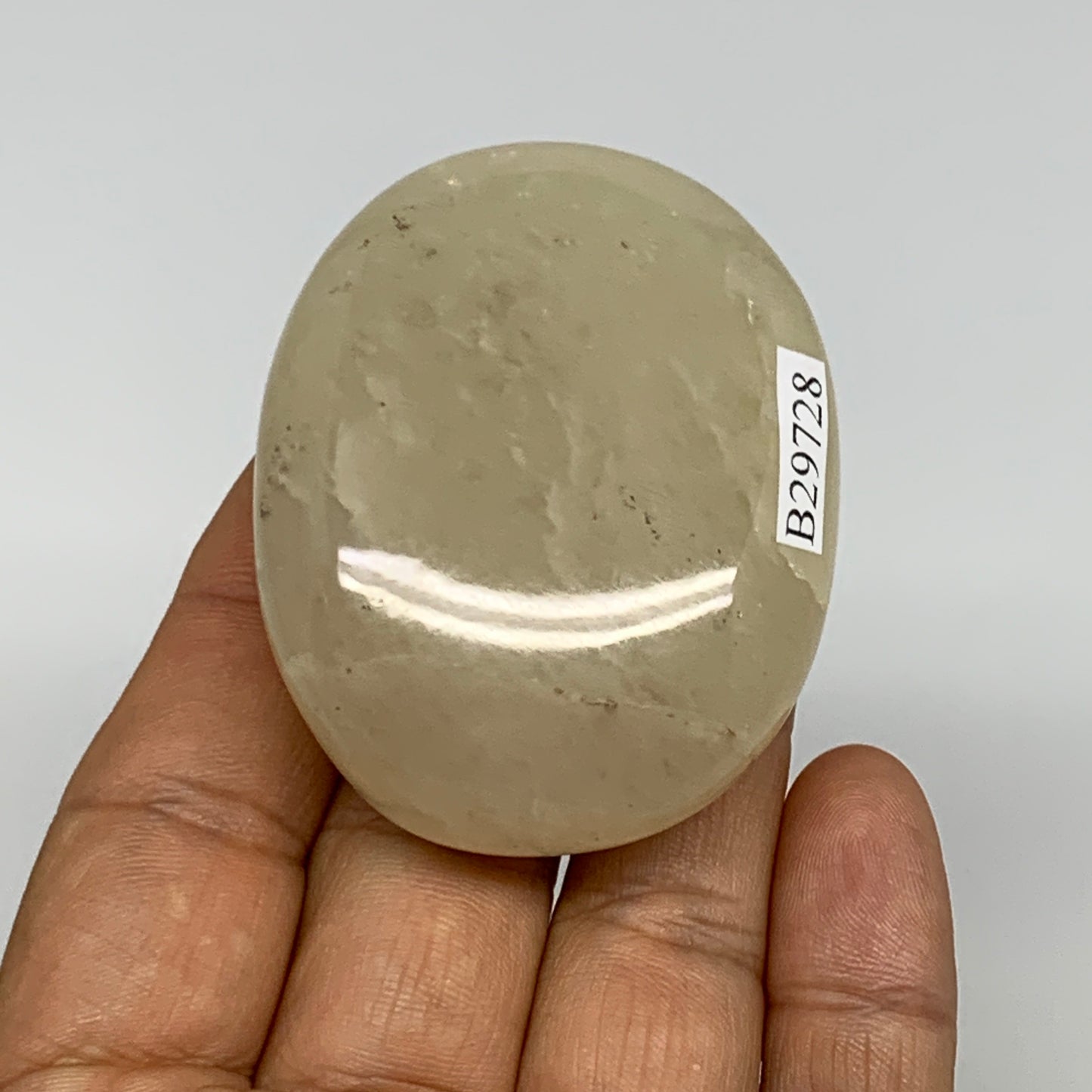 91.3g,2.2"x1.8"x0.9", Yellow Aventurine Palm-Stone Crystal Stone @India,B29728