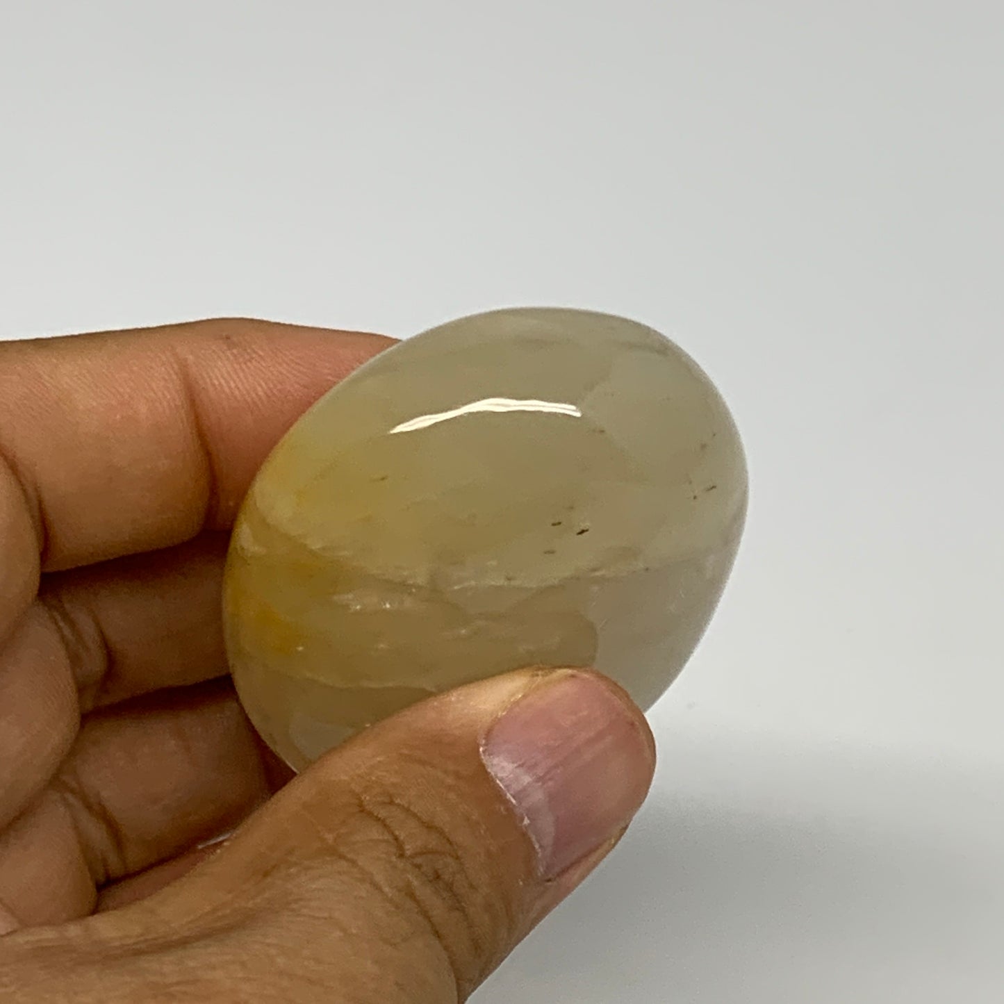 83.5g,2.2"x1.7"x0.9", Yellow Aventurine Palm-Stone Crystal Stone @India,B29729