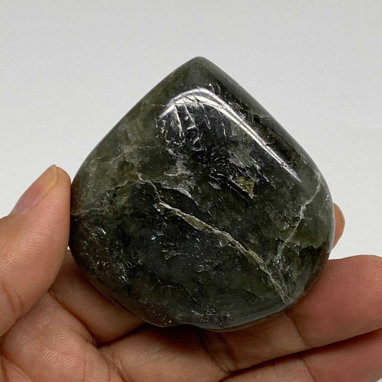 94.6g, 2.1"x2.2"x0.9", Natural Labradorite Heart Polished Crystal, B35418