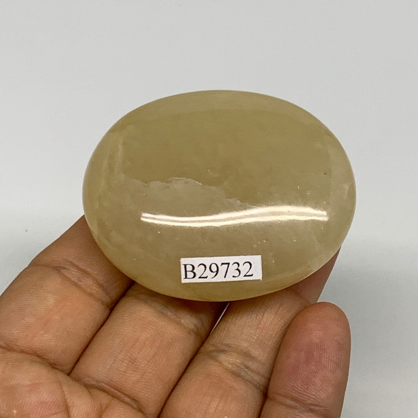 85.1g,2.1"x1.7"x0.9", Yellow Aventurine Palm-Stone Crystal Stone @India,B29732