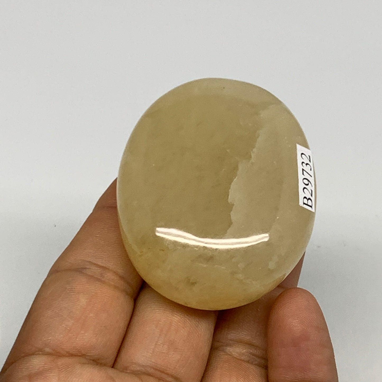 85.1g,2.1"x1.7"x0.9", Yellow Aventurine Palm-Stone Crystal Stone @India,B29732