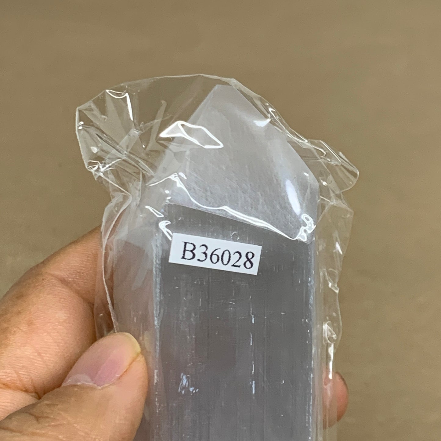 203g, 3.9"x1.6", Selenite (Satin Spar) Crystal Tower Point, B36028