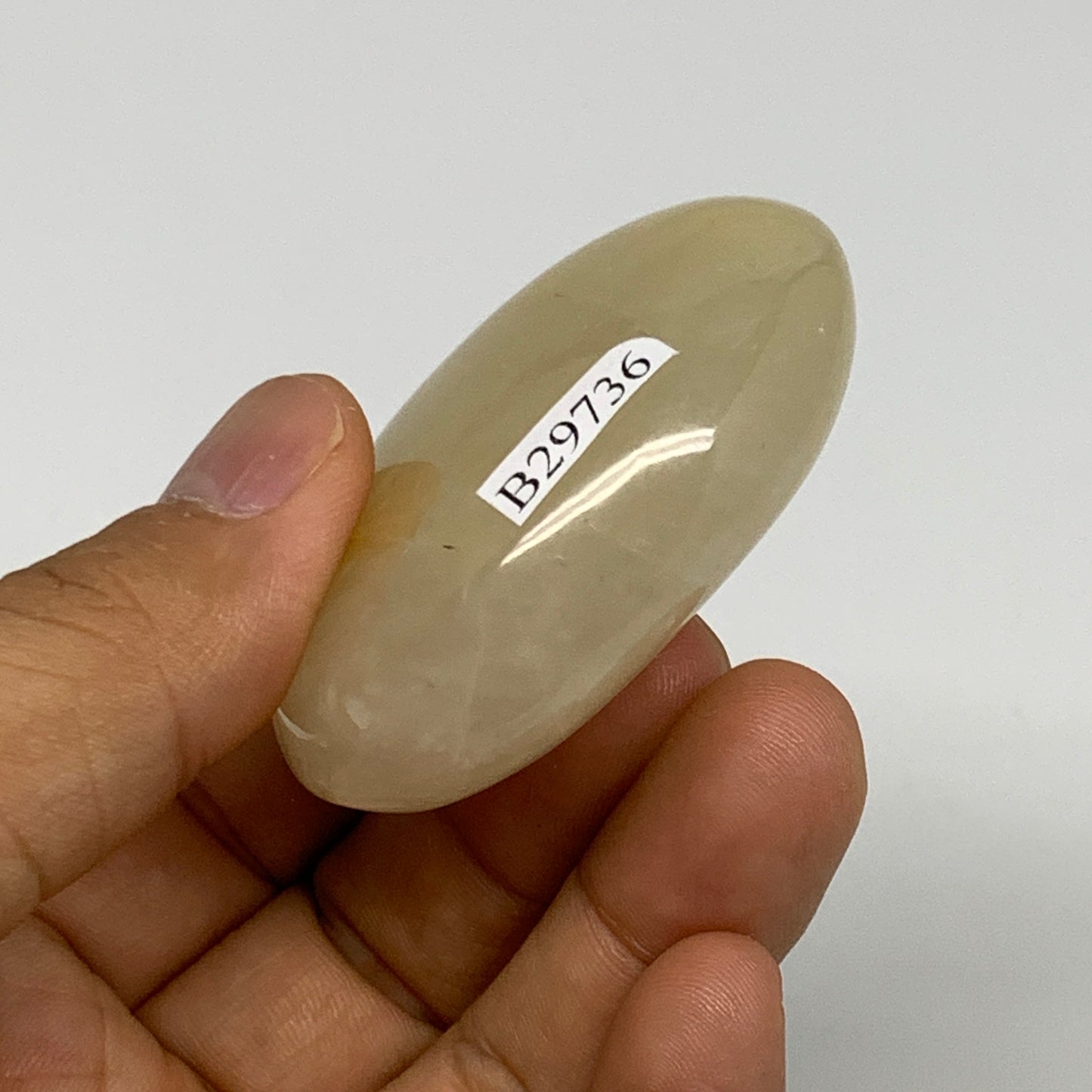 71.4g,2.1"x1.6"x0.8", Yellow Aventurine Palm-Stone Crystal Stone @India,B29736