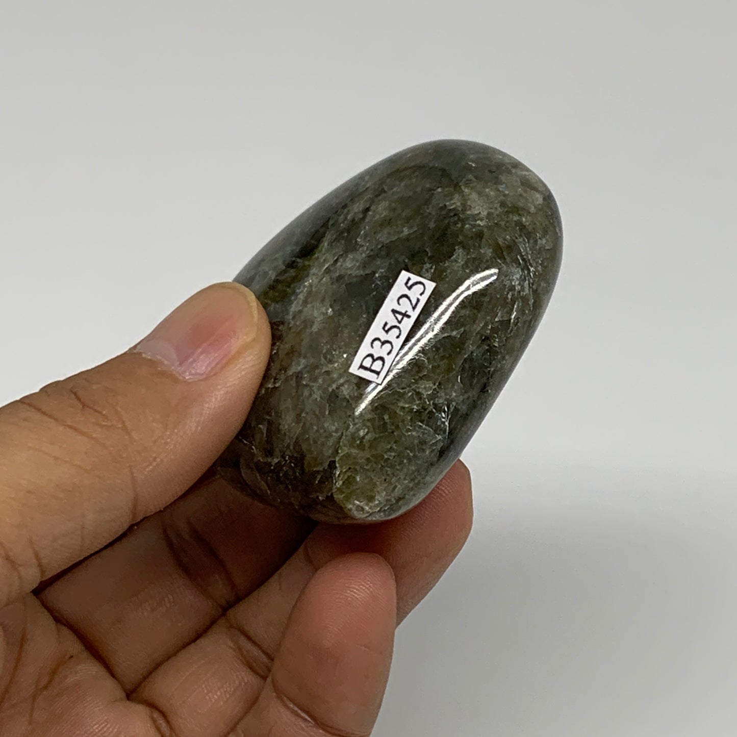 105.9g, 2.2"x2.2"x0.9", Natural Labradorite Heart Polished Crystal, B35425