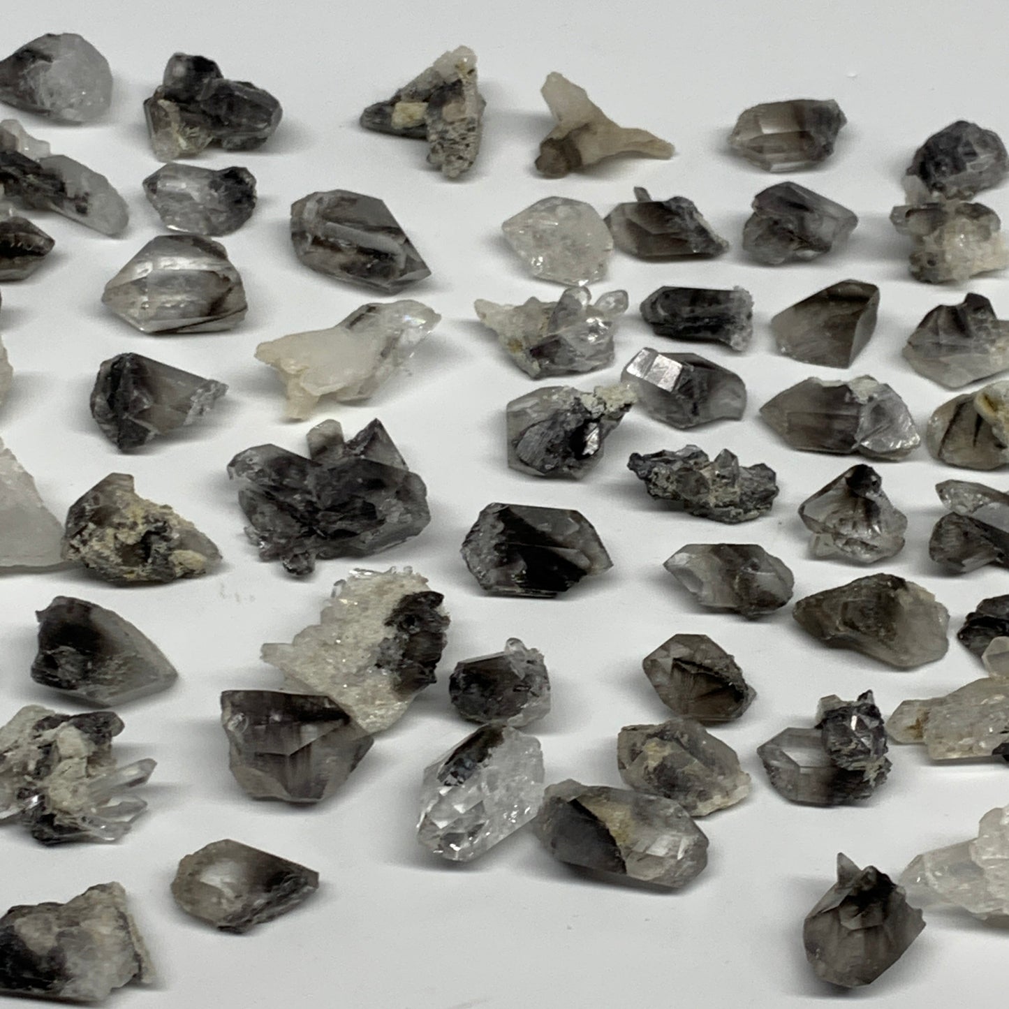 183g,0.5"-1.4",63pcs,Small Ruilte Quartz Minerals Specimens,Terminated,B27409