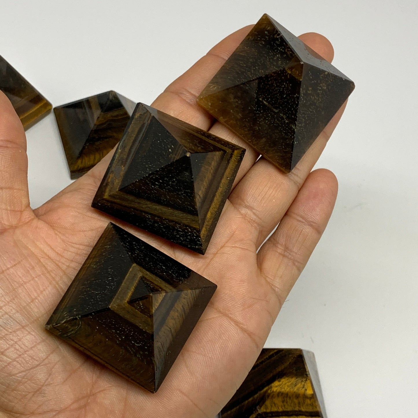 2.2 lbs (1025g),1.2"-1.6",  16pcs,Natural Tiger's Eye Pyramids @India, B29741