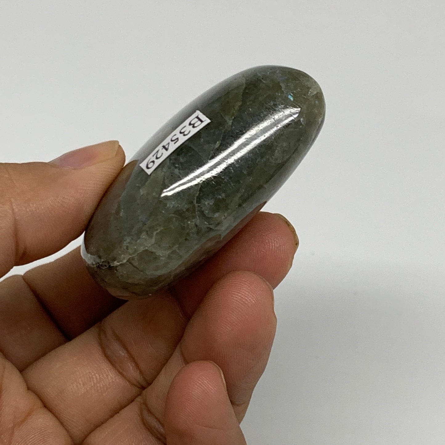 94.8g, 2.1"x2.2"x0.9", Natural Labradorite Heart Polished Crystal, B35429