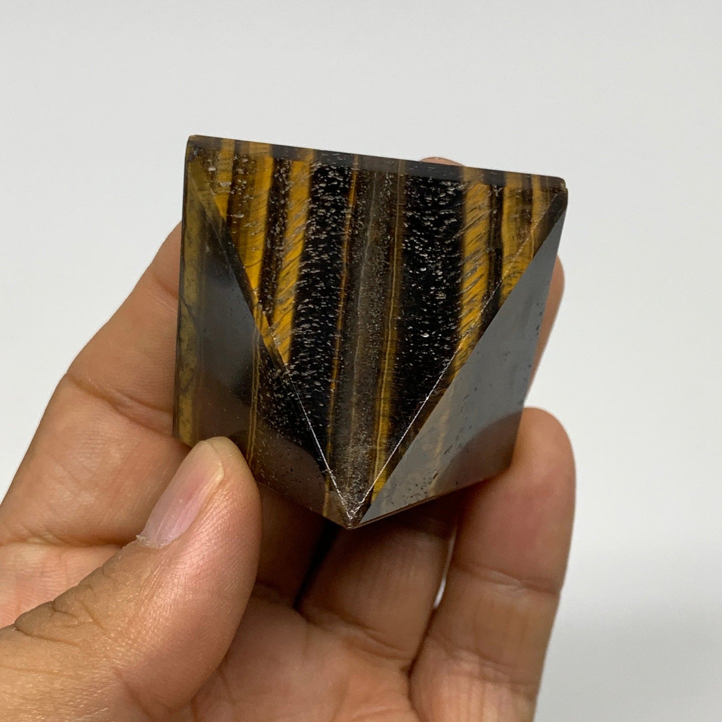 2.2 lbs (1025g),1.2"-1.6",  16pcs,Natural Tiger's Eye Pyramids @India, B29741
