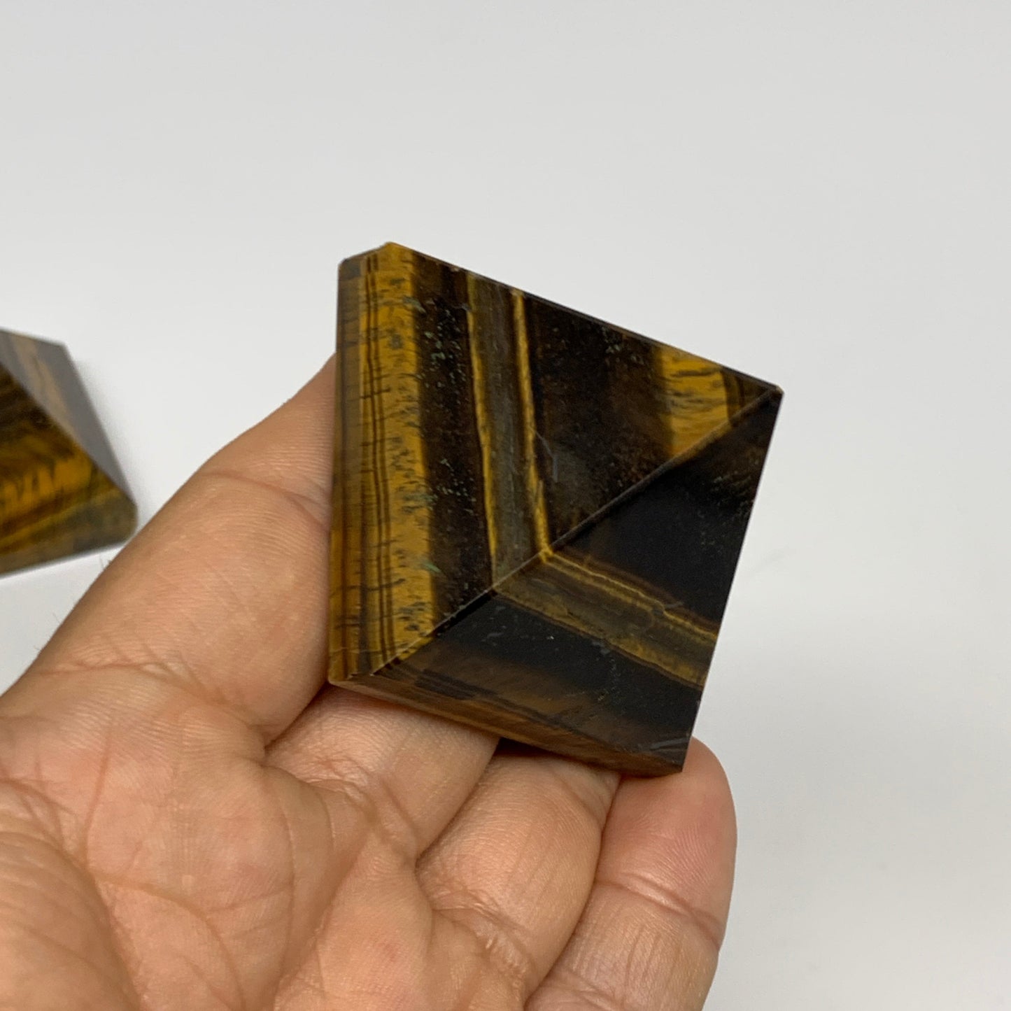 2.2 lbs (1025g),1.2"-1.6",  16pcs,Natural Tiger's Eye Pyramids @India, B29741