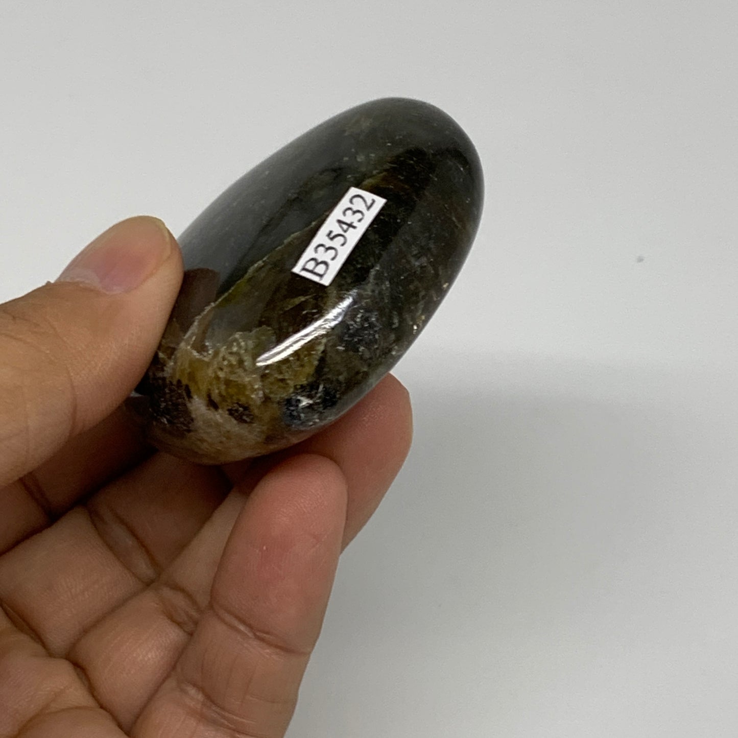 107.2g, 2.1"x2.3"x0.9", Natural Labradorite Heart Polished Crystal, B35432