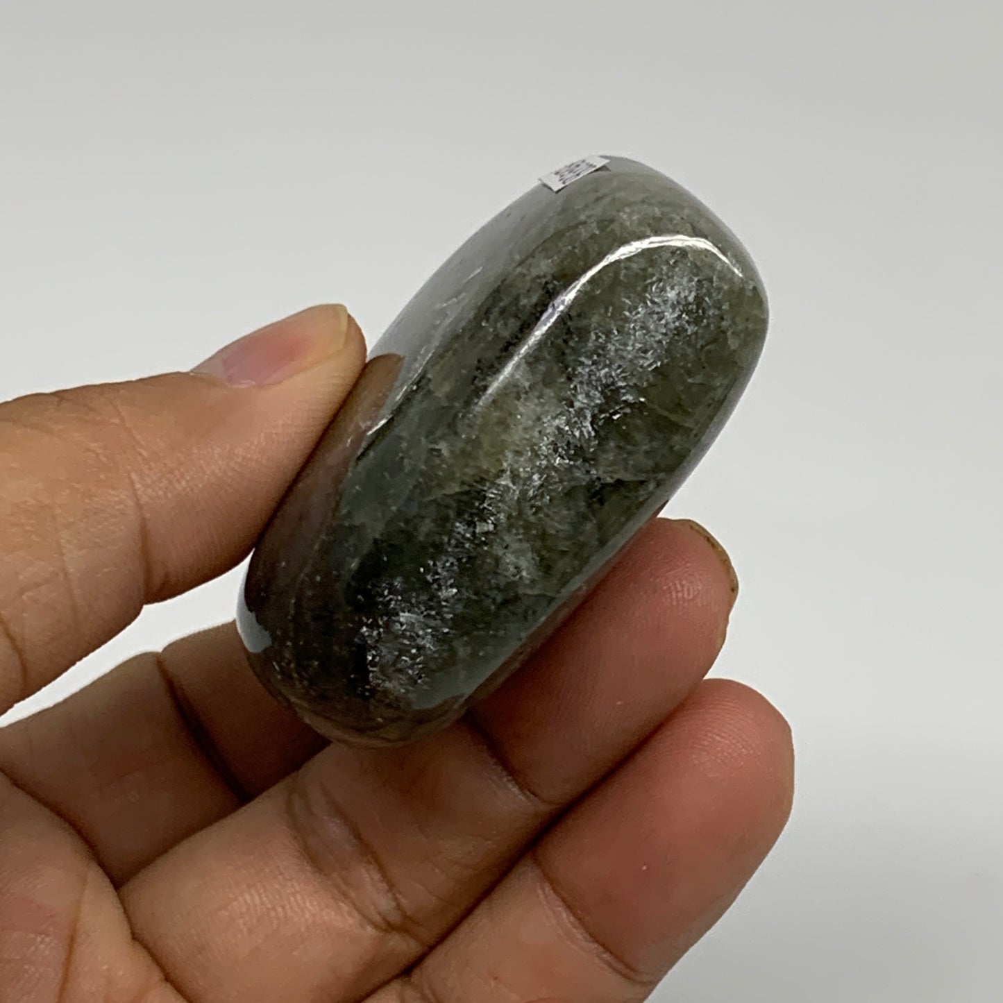 105.5g, 2.2"x2.2"x0.9", Natural Labradorite Heart Polished Crystal, B35434