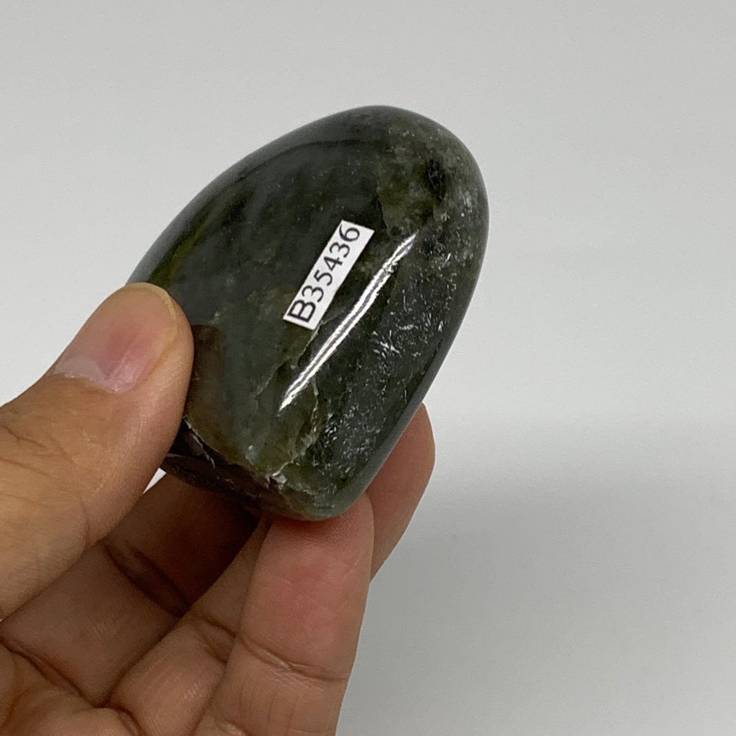 106.9g, 2.2"x2.2"x0.9", Natural Labradorite Heart Polished Crystal, B35436