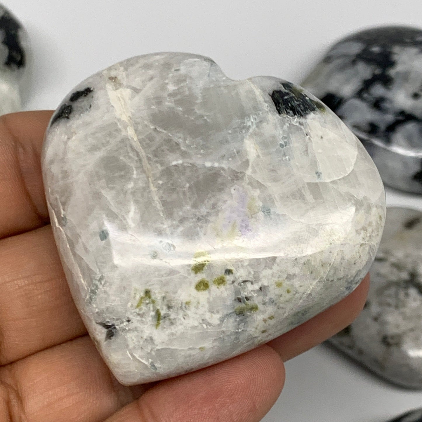 1020g (2.2 lbs) , 18 pcs, 1.6"- 2.1", Rainbow Moonstone Hearts @India, B21739