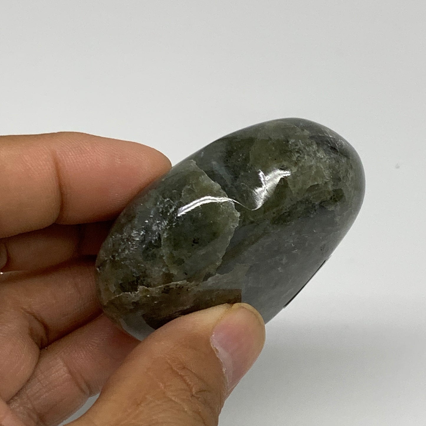 109.9g, 2.3"x2.3"x0.9", Natural Labradorite Heart Polished Crystal, B35438