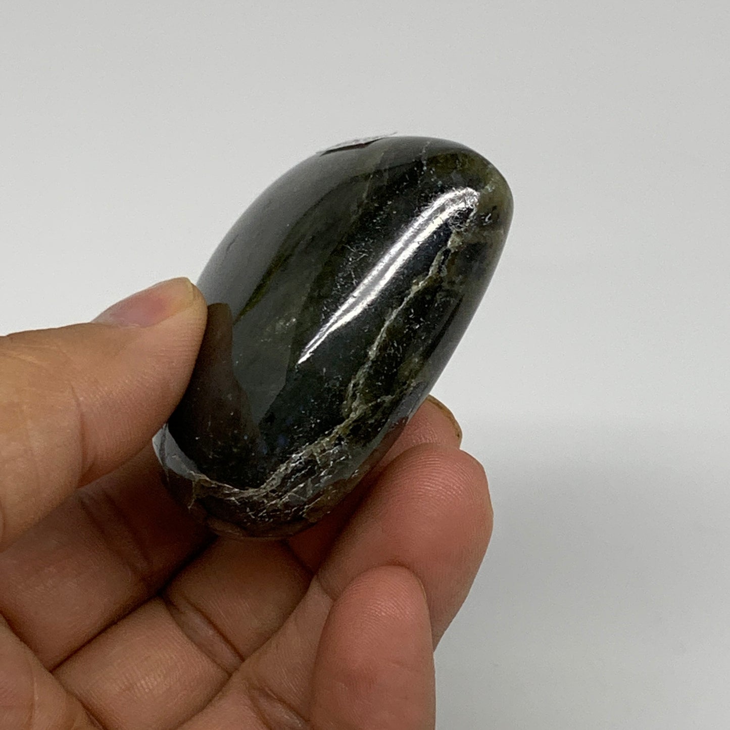 105.7g, 2.2"x2.2"x0.9", Natural Labradorite Heart Polished Crystal, B35439