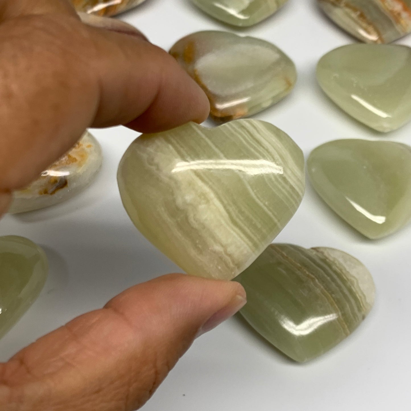 1000g (2.2 lbs) ,23 pcs, 1.3"- 1.9", Green Onyx Hearts from Afghanistan, B26640