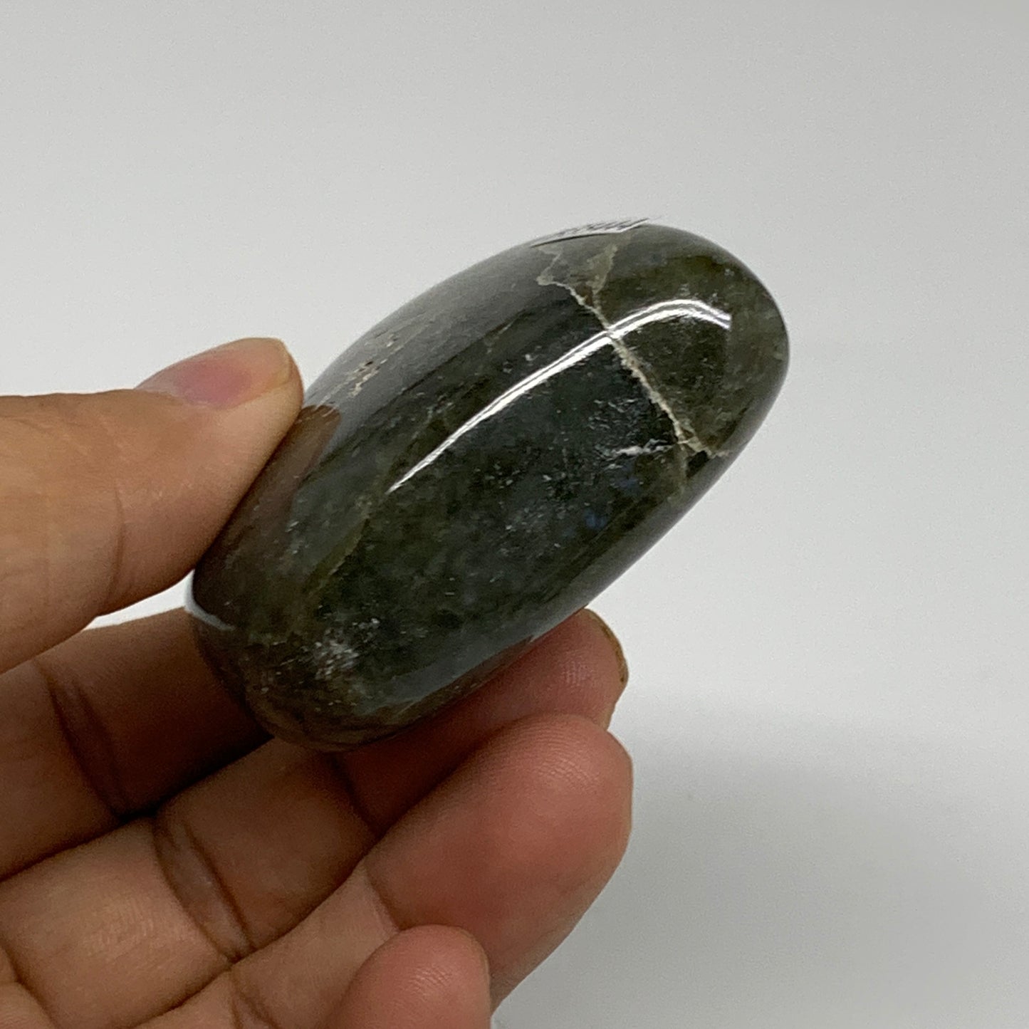 113.3g, 2.2"x2.3"x0.9", Natural Labradorite Heart Polished Crystal, B35444