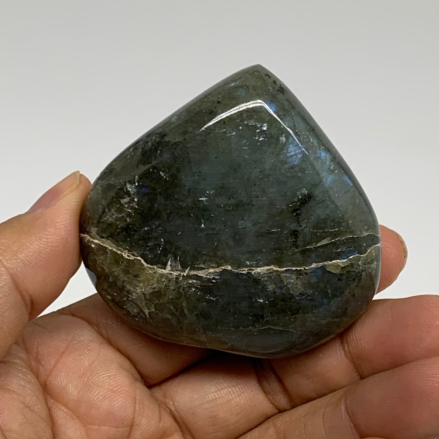98.6g, 2.1"x2.2"x0.8" Natural Labradorite Heart Polished Healing Crystal, B35453