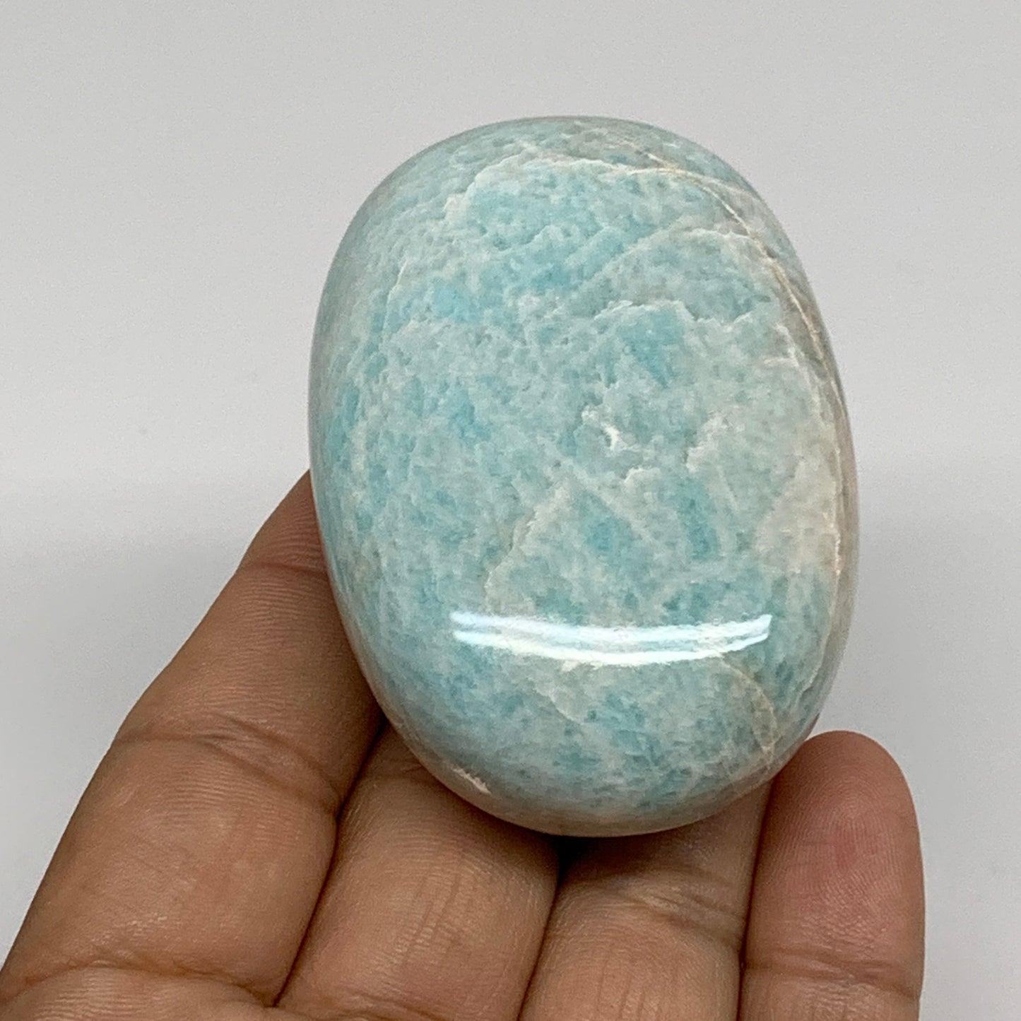 111.5g, 2.6"x1.8"x0.9", Natural Amazonite Palm-Stone Tumbled Polished, B34679
