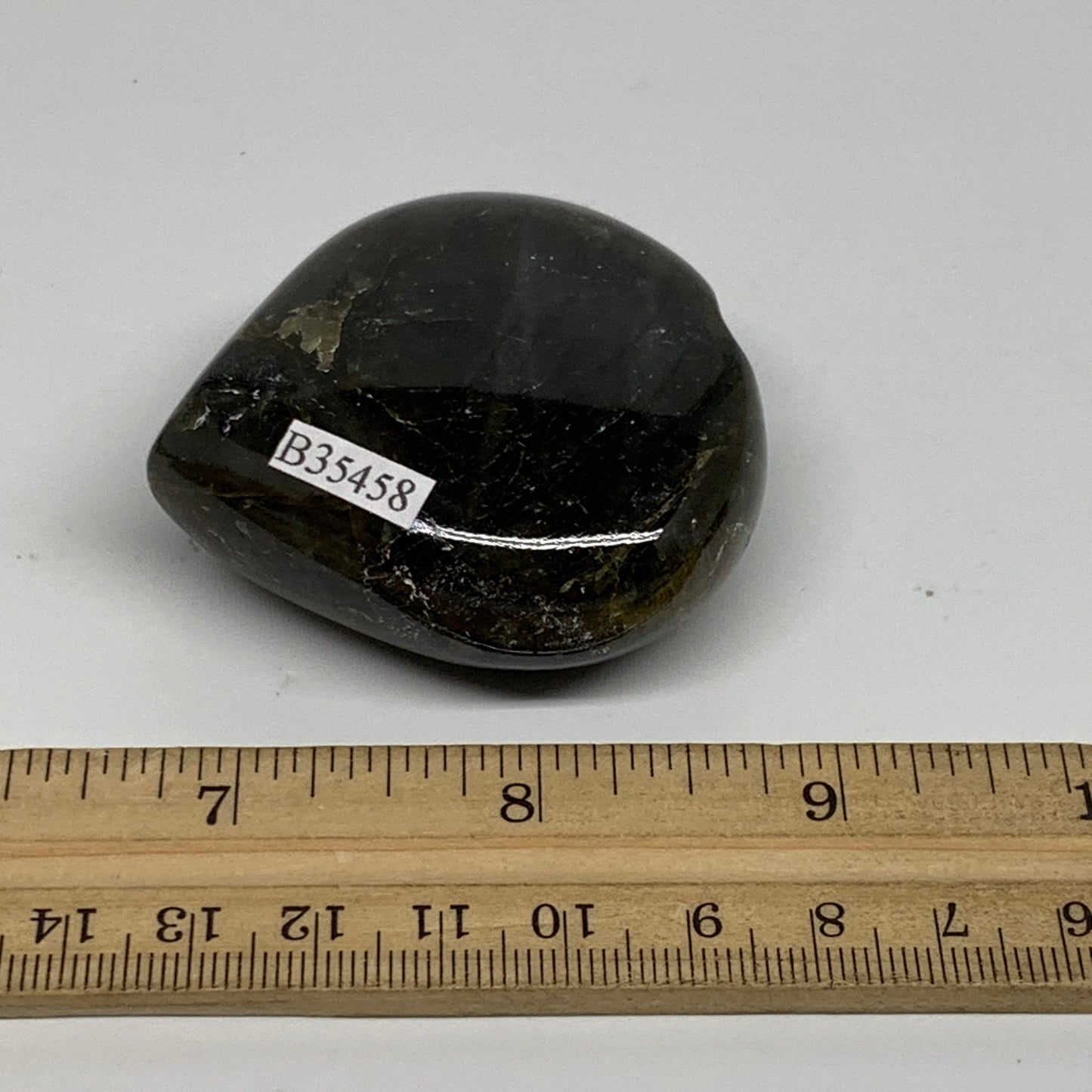 108.5g, 2.1"x2.2"x0.9",Natural Labradorite Heart Polished Healing Crystal,B35458