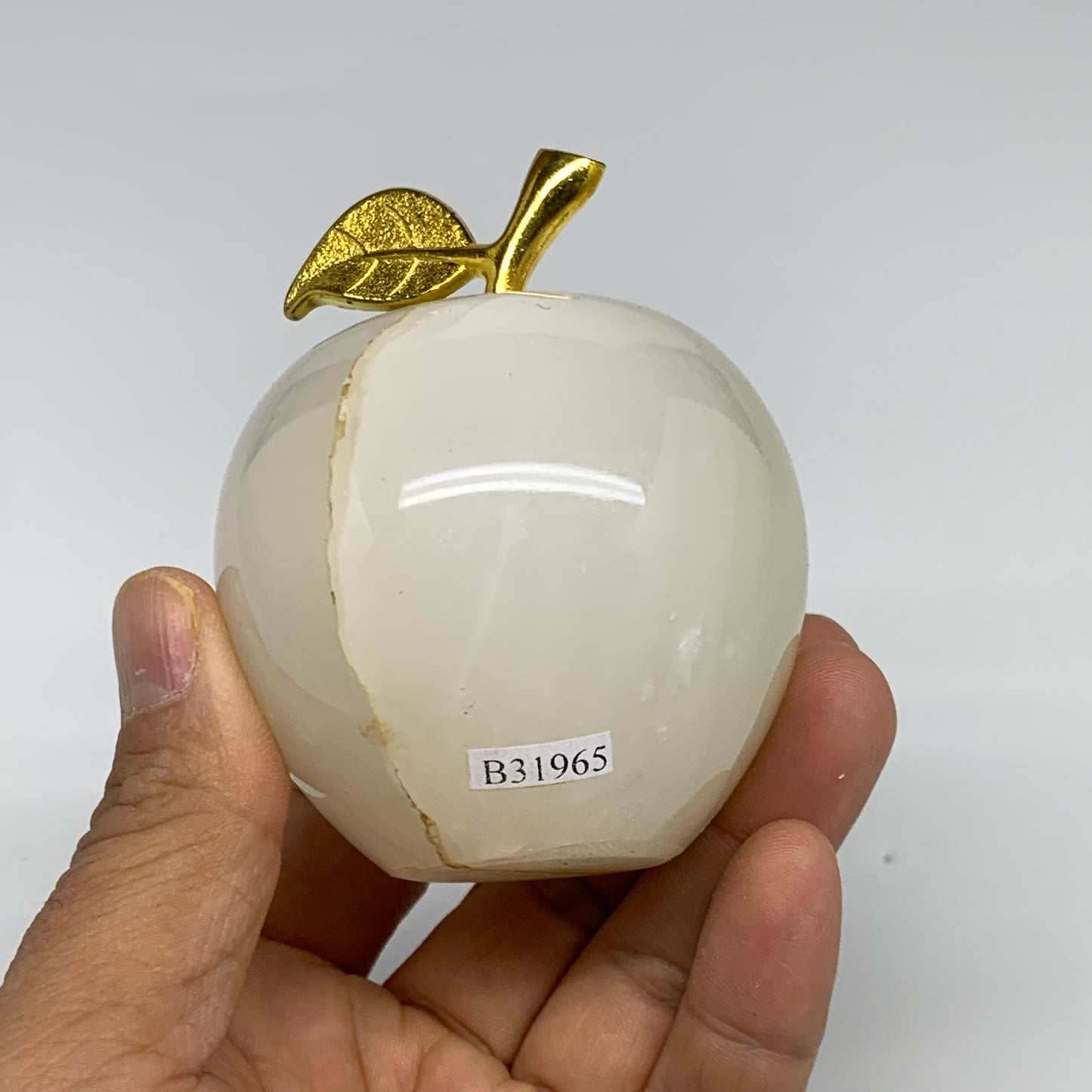 353g, 2.3"x2.4", Natural Green Onyx Apple Gemstone from Afghanistan, B31965