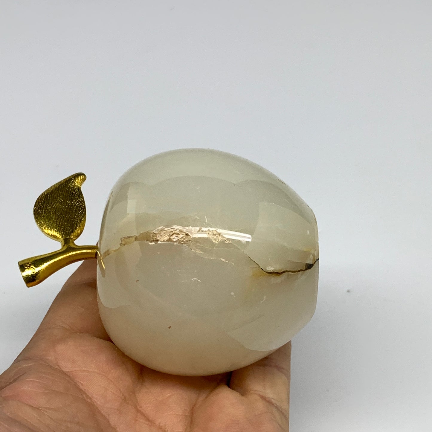 353g, 2.3"x2.4", Natural Green Onyx Apple Gemstone from Afghanistan, B31965