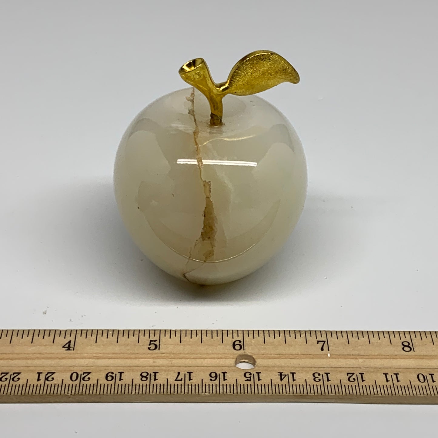 353g, 2.3"x2.4", Natural Green Onyx Apple Gemstone from Afghanistan, B31965