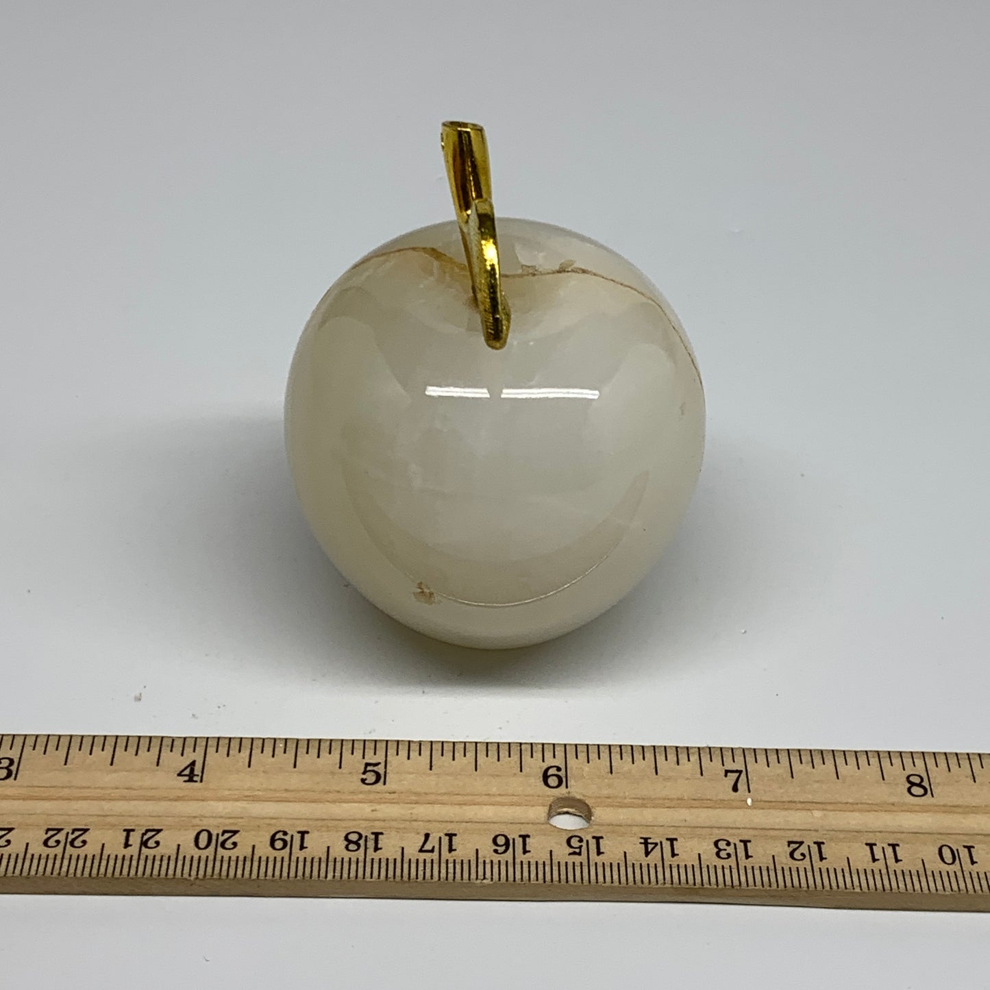 353g, 2.3"x2.4", Natural Green Onyx Apple Gemstone from Afghanistan, B31965