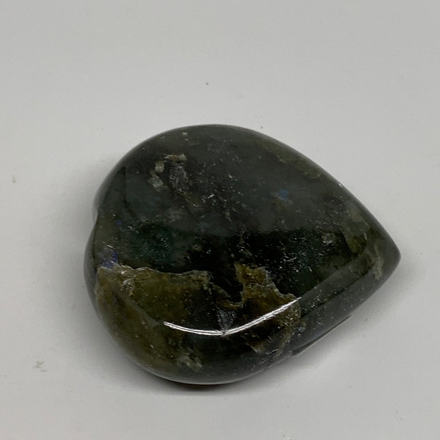 92.5g, 2.2"x2.2"x0.8" Natural Labradorite Heart Polished Healing Crystal, B35451