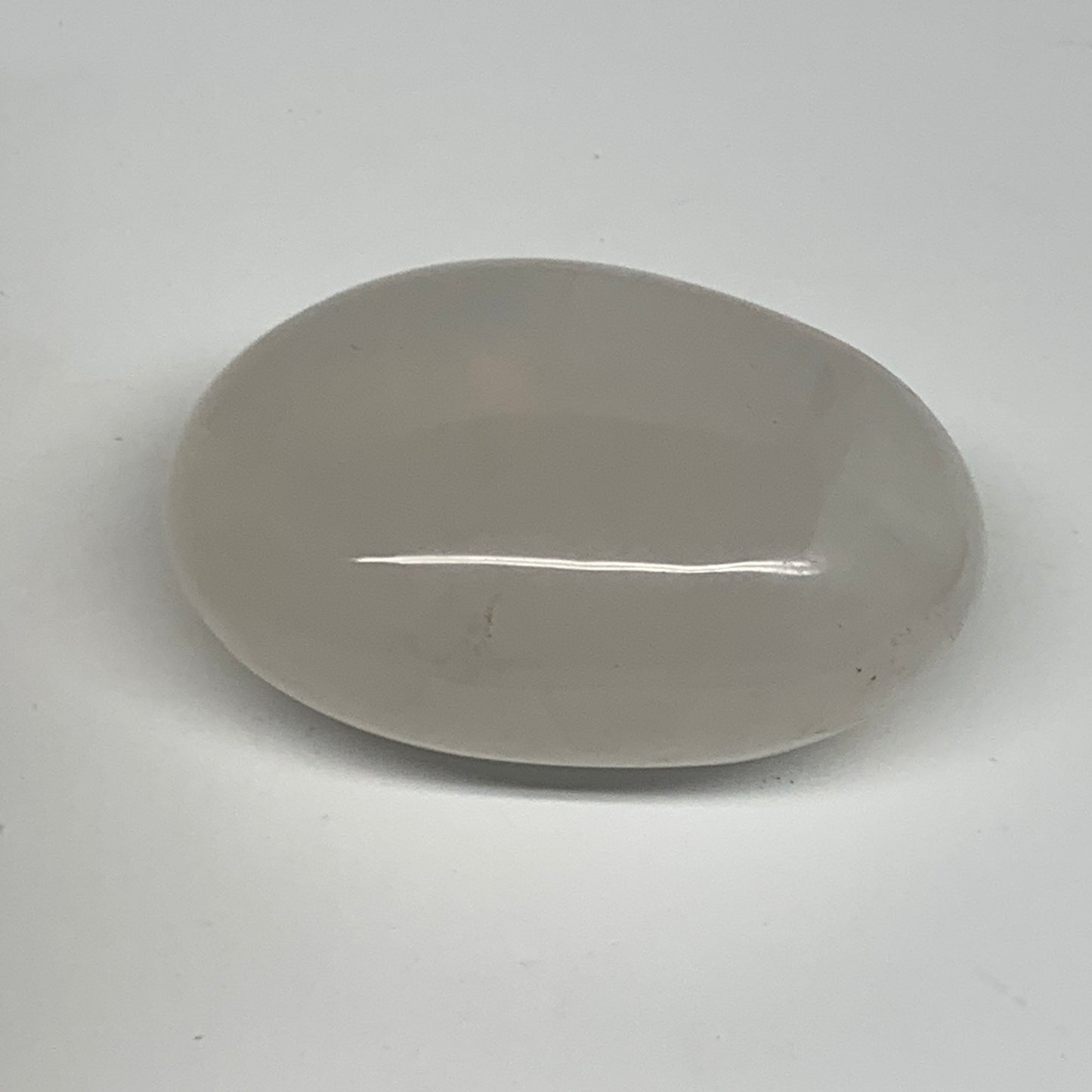 132.5g, 2.6"x1.7"x1.2", Natural Quartz Crystal Palm-Stone Polished Reiki, B28995