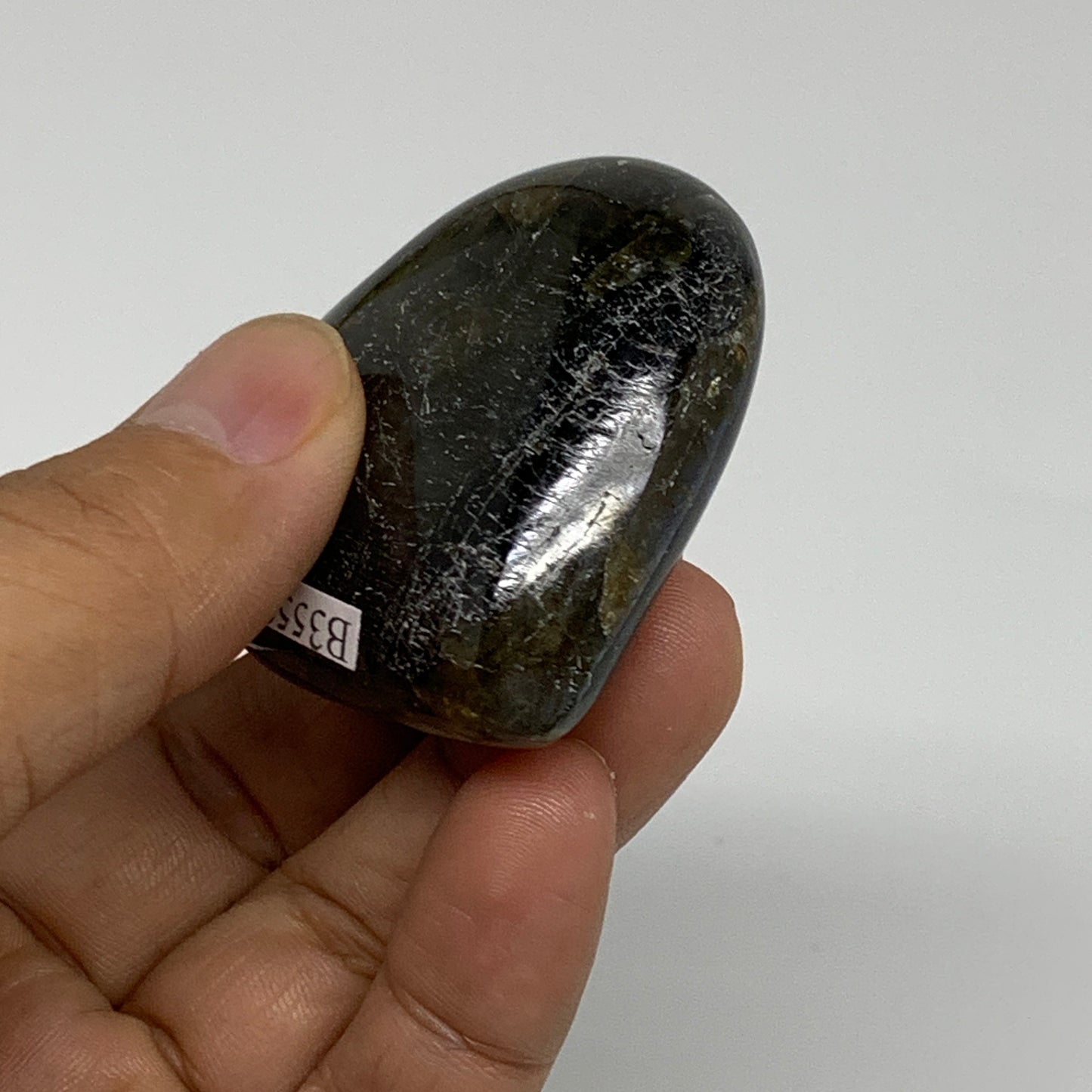 65.2g, 1.9"x2"x0.7", Natural Labradorite Heart Polished Crystal, B35506