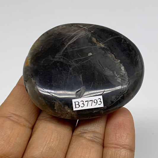 73.7g, 2.3"x1.9"x0.6",  Black Moonstone Crystal Palm-Stone Polished, B37793